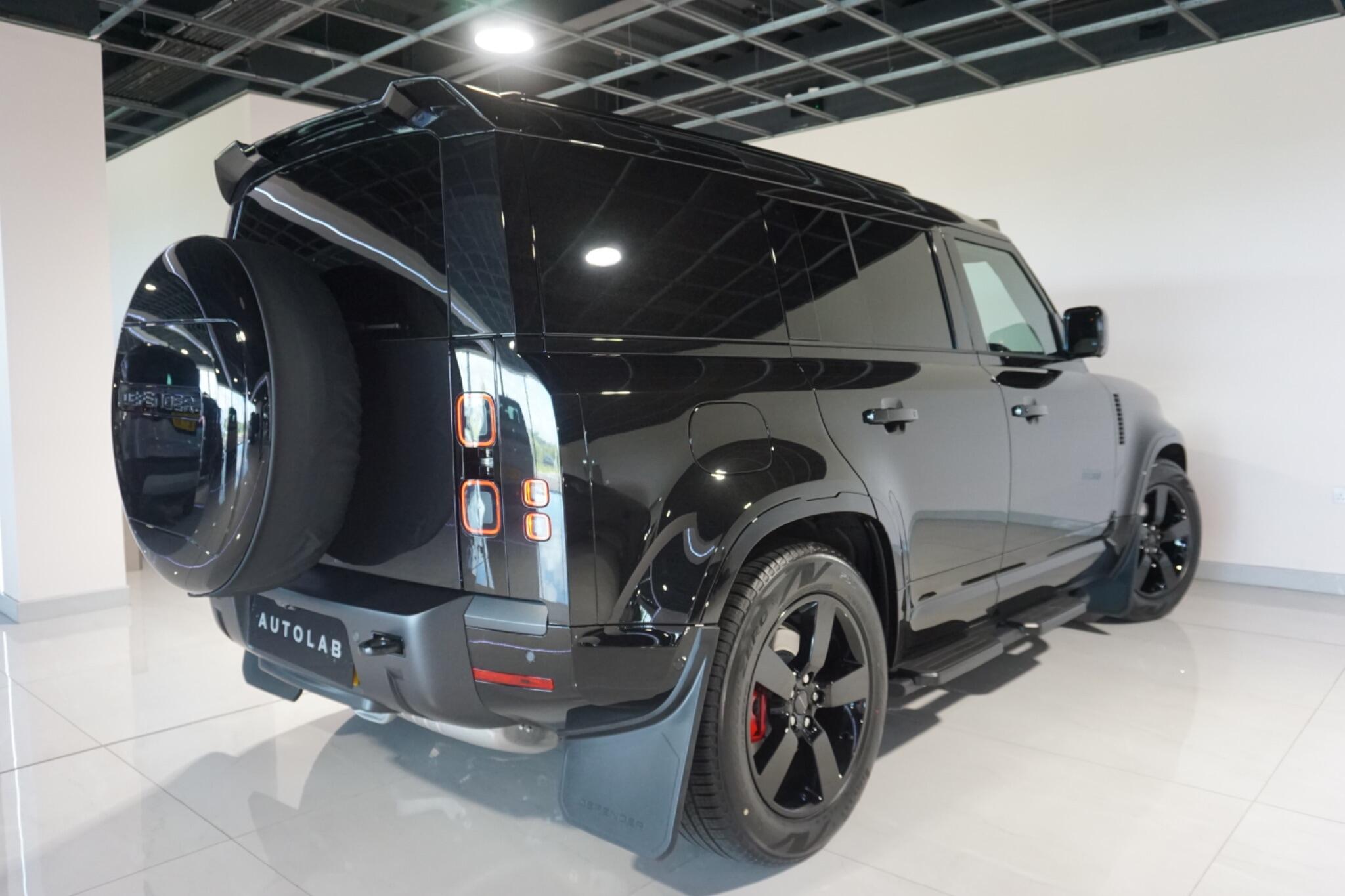 Land Rover Defender 110 3.0 D350 MHEV X-Dynamic HSE Hard Top SUV 5dr Diesel Auto 4WD MWB Euro 6 (s/s) (350 ps)